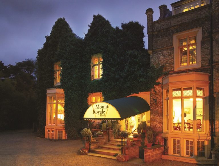 The Mount Royale in York: Sarah Jayne Dunn Reviews