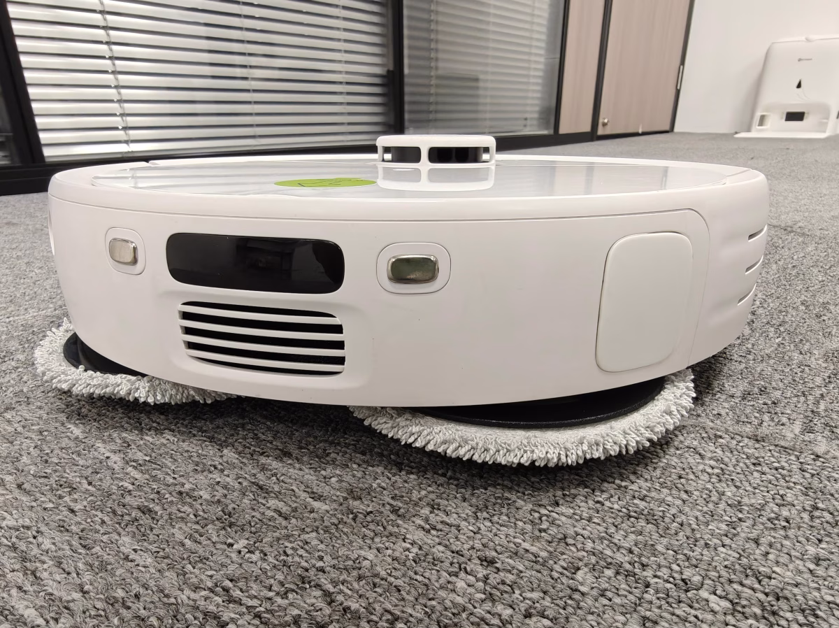 Extravis V5 Robot Vacuum — Can It Handle Real Pet Chaos? We Put It to the Test 3 Extravis V5 Robot Vacuum — Can It Handle Real Pet Chaos? We Put It to the Test