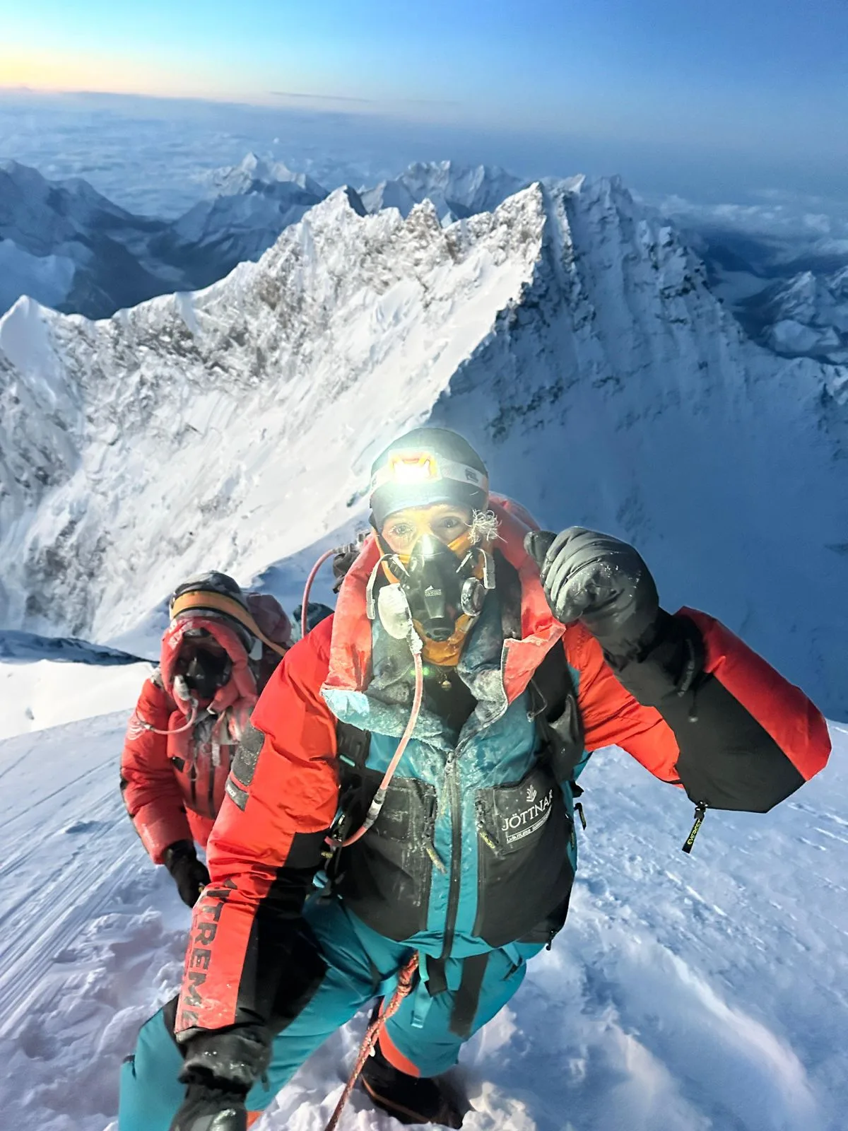 Ex-Marine to Run 700km in 16 Consecutive Marathons Urging the UK to “Adopt, Not Shop” 2 Ex-Marine to Run 700km in 16 Consecutive Marathons Urging the UK to “Adopt, Not Shop”