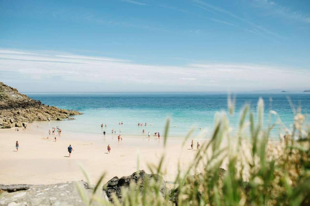 Exploring Cornwall's Coastal Trails: Dog-Friendly Hiking Adventures for You and Your Pup 4 Exploring Cornwall's Coastal Trails: Dog-Friendly Hiking Adventures for You and Your Pup
