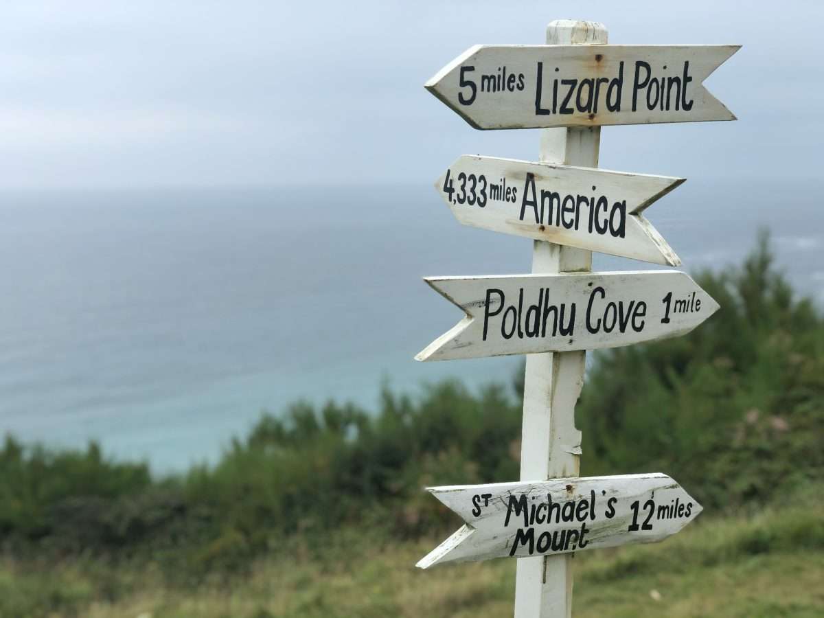 Exploring Cornwall's Coastal Trails: Dog-Friendly Hiking Adventures for You and Your Pup 6 Exploring Cornwall's Coastal Trails: Dog-Friendly Hiking Adventures for You and Your Pup