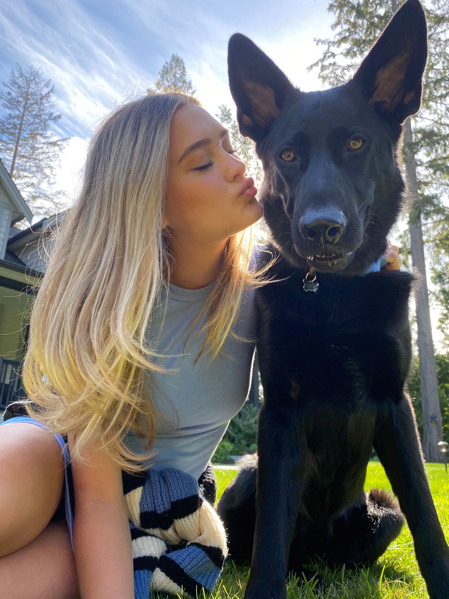 Lizzy Greene 'I've Always Wanted a Dog I Could Really Bond With' 11 Lizzy Greene 'I've Always Wanted a Dog I Could Really Bond With'
